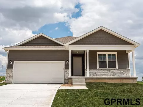 7002 S 205th St, Gretna, NE 68028