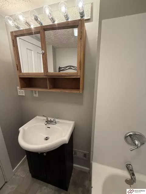 1419 Grant St, Beatrice, NE 68310 photo 8