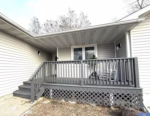 Exterior - 1408 Ashland Ave, Beatrice, NE 68310 photo 7 of 10