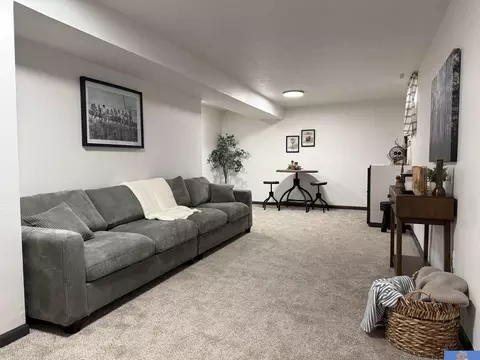 Living - 1408 Ashland Ave, Beatrice, NE 68310 photo 5 of 6