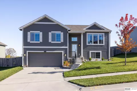 14315 S 17th St, Bellevue, NE 68123