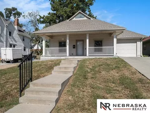 4236 Burdette St, Omaha, NE 68111