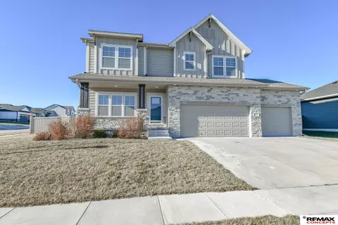 8759 S 80th St, Lincoln, NE 68516