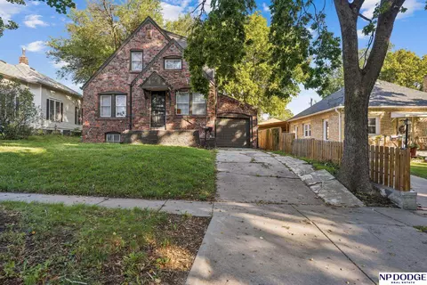 3412 P St, Lincoln, NE 68503
