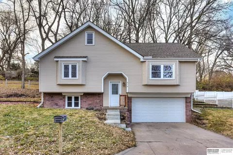618 Margaret Ln, Plattsmouth, NE 68048