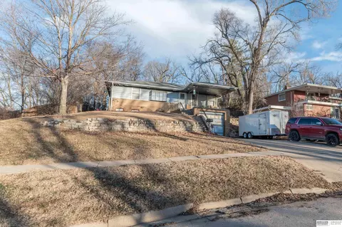 3312 King St, Omaha, NE 68112