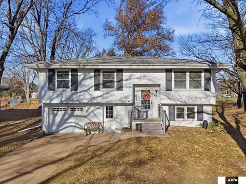 415 Harrison Cir, Bennet, NE 68317