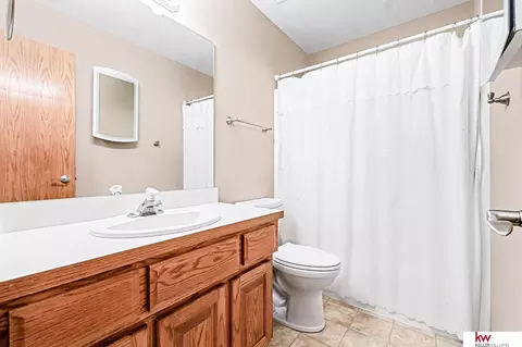 Bath - 16632 Olive St, Omaha, NE 68136 photo 1 of 4