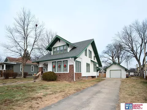 1520 High St, Beatrice, NE 68310 photo 2