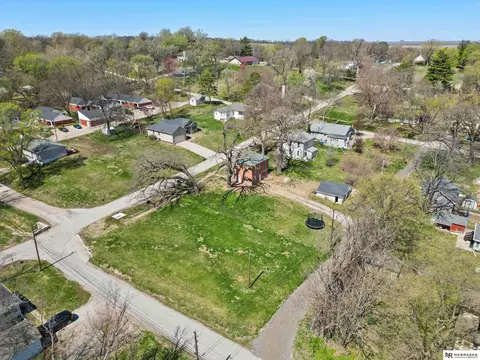 807 7th St, Peru, NE 68421 photo 2