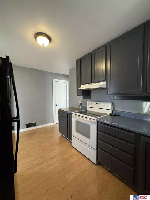 310 Thayer St, Beatrice, NE 68310 photo 8