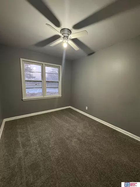 310 Thayer St, Beatrice, NE 68310 photo 17