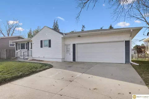 803 N Christy St, Fremont, NE 68025