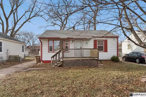 1908 Warren St, Bellevue, NE 68005