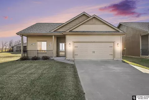 13825 Potter Pkwy, Omaha, NE 68142