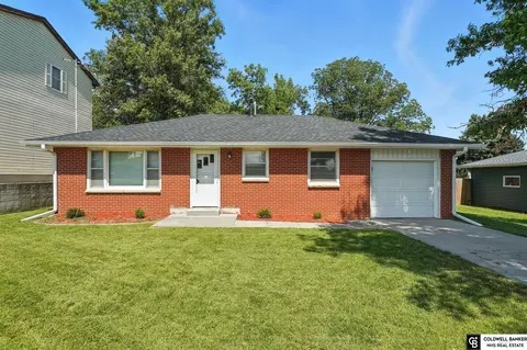 112 Spruce St, Ceresco, NE 68017