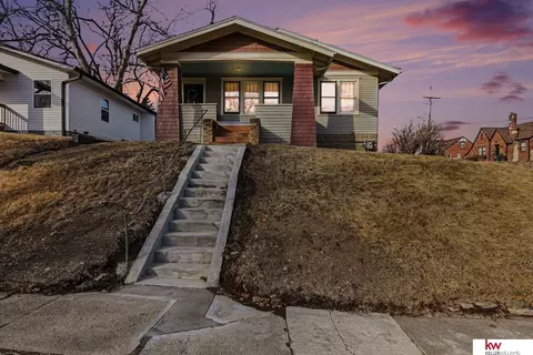 6354 N 33 Ave, Omaha, NE 68111