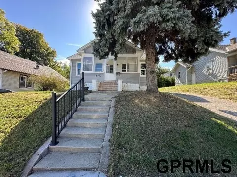 4307 Binney St, Omaha, NE 68111