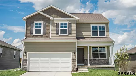 16418 Davidson St, Bennington, NE 68007