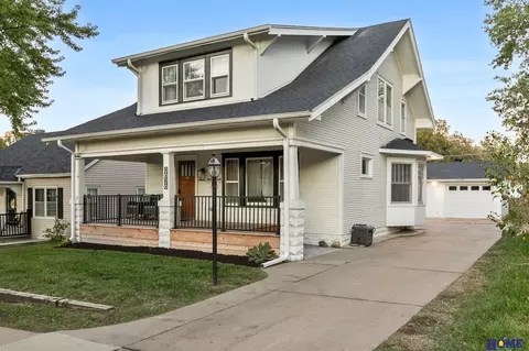 2626 S 15th St, Lincoln, NE 68502