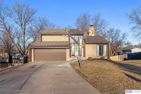 406 S 150th Cir, Omaha, NE 68154