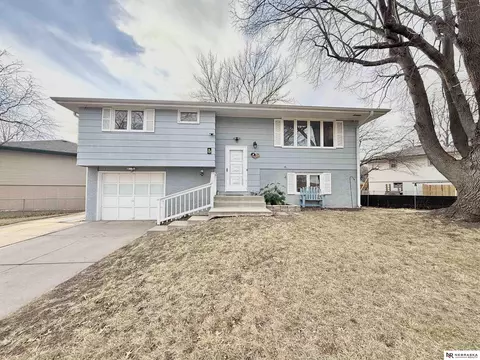 1731 N 76th St, Lincoln, NE 68505