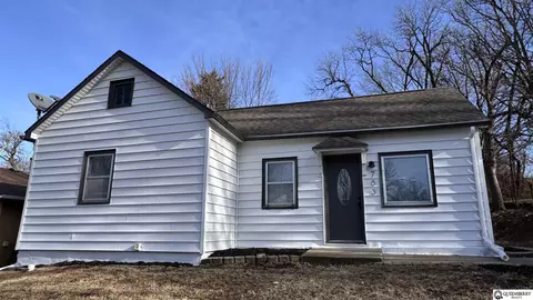 703 S 10th St, Plattsmouth, NE 68048