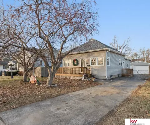 2528 F Ave, Council Bluffs, IA 51501