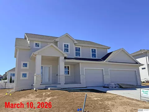 21809 I St, Elkhorn, NE 68022