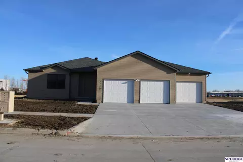 7750 Gulls Way St, Lincoln, NE 68514