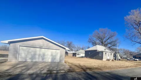 201 N Fillmore St, Bruning, NE 68322 photo 2