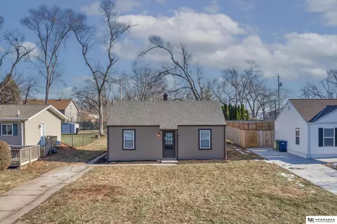 2705 Franklin St, Bellevue, NE 68005