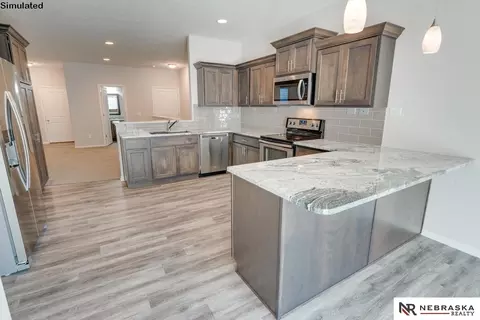 8903 S 47th St, Lincoln, NE 68516