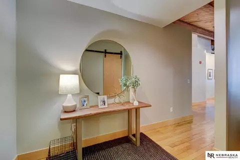 105 S 9th St #412, Omaha, NE 68102