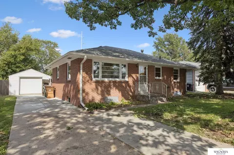 5530 Normal Blvd, Lincoln, NE 68506