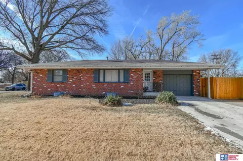 1401 N 70th St, Lincoln, NE 68505