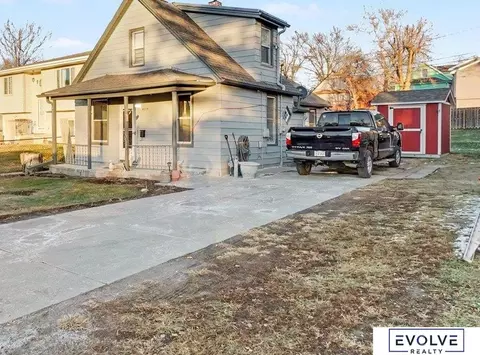 4319 S 34th St, Omaha, NE 68107