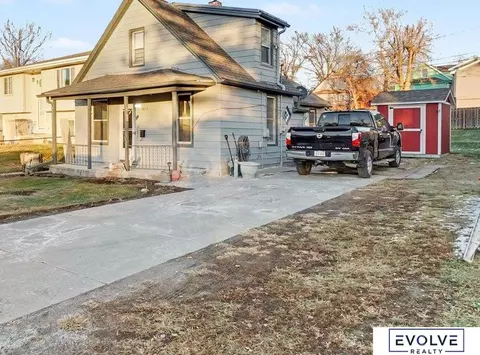 Homes For Sale in 68107, NE | Real Estate & Listings | Movoto