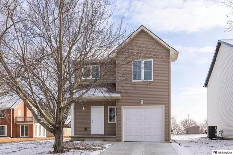 5519 N 52 St, Omaha, NE 68104