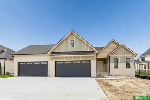 3308 S 206th St, Elkhorn, NE 68022