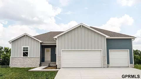17002 Reynolds St, Bennington, NE 68007
