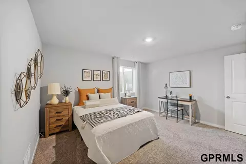 Bedroom - 13714 Vane St, Omaha, NE 68142 photo 5 of 6