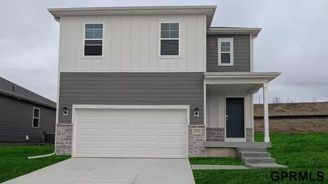 13722 Vane St, Omaha, NE 68142