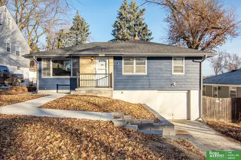 6320 Pratt St, Omaha, NE 68104