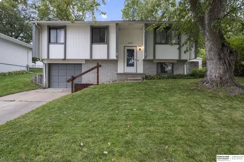 3405 Castile Dr, Bellevue, NE 68123