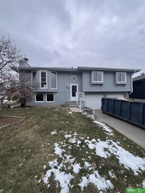 8655 Monroe St, Ralston, NE 68127