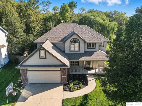 16641 Olive St, Omaha, NE 68136