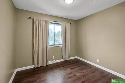 23706 Walnut Cir, Waterloo, NE 68069 photo 18