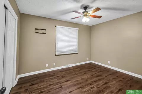 23706 Walnut Cir, Waterloo, NE 68069 photo 14