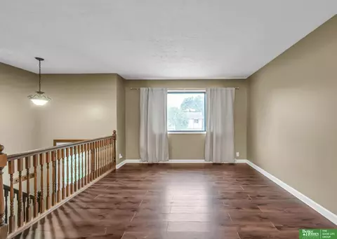23706 Walnut Cir, Waterloo, NE 68069 photo 6